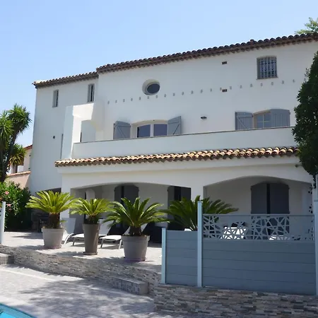 Belle Maison Avec Piscine Dans Les Hauteurs A Raphael Villa Saint-Raphaël