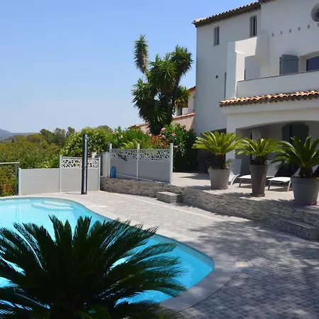 Belle Maison Avec Piscine Dans Les Hauteurs A Raphael Saint-Raphael (Var)