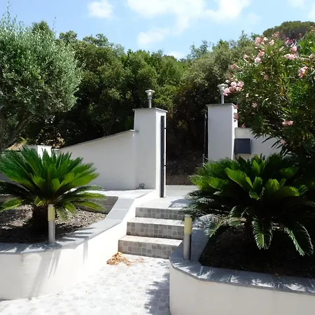 Belle Maison Avec Piscine Dans Les Hauteurs A Raphael Villa *